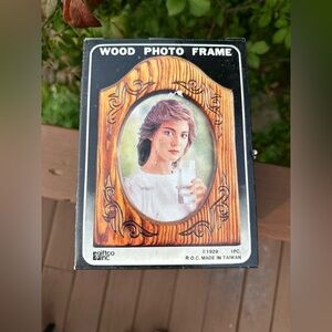 Vintage Wooden Photo Frame with Ornate Design